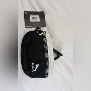 Puma Black and White Sports  6.75” hipsack